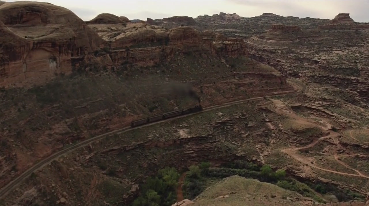 Фото - : 1280x716 / 161 Кб