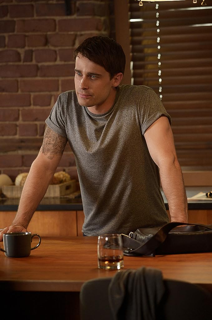 Фото - : 680x1024 / 86 Кб