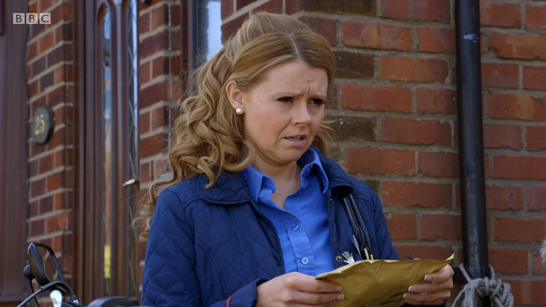 Фото - : 1820x1024 / 136 Кб