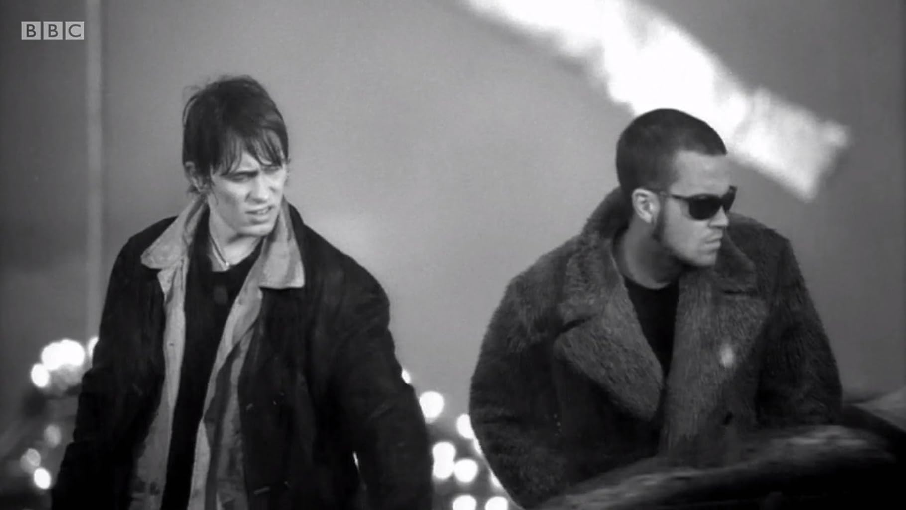 Фото - : 1820x1024 / 75 Кб