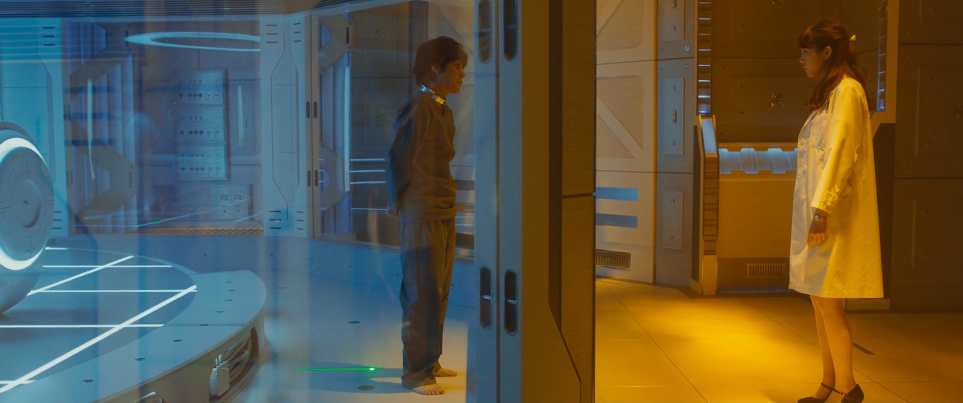 Фото - : 1920x804 / 195 Кб