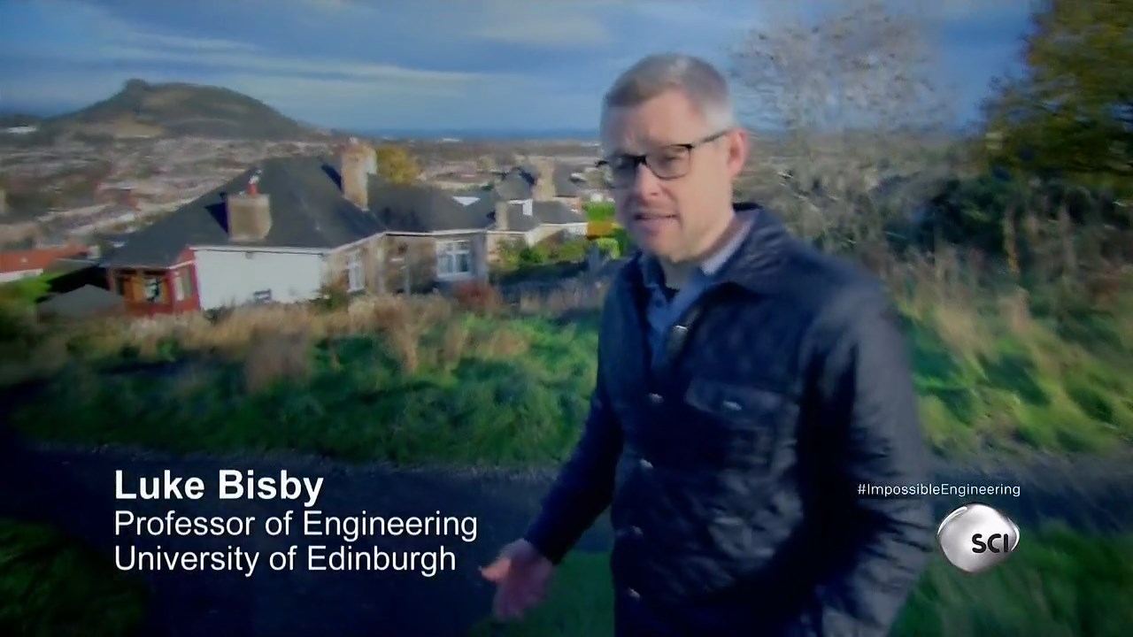 Фото - : 1280x720 / 122 Кб