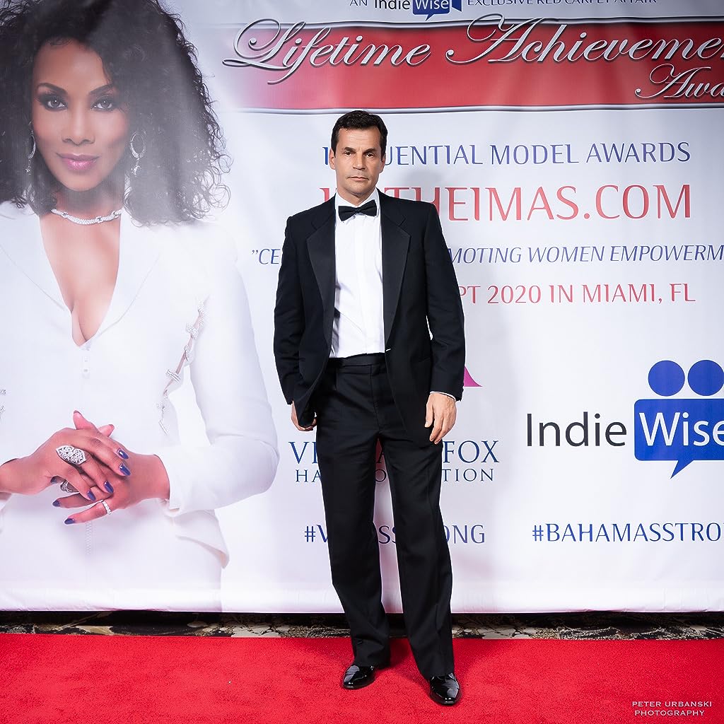 Фото - : 1024x1024 / 147 Кб