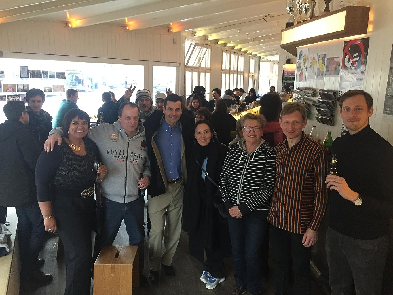 Фото - : 1365x1024 / 178 Кб