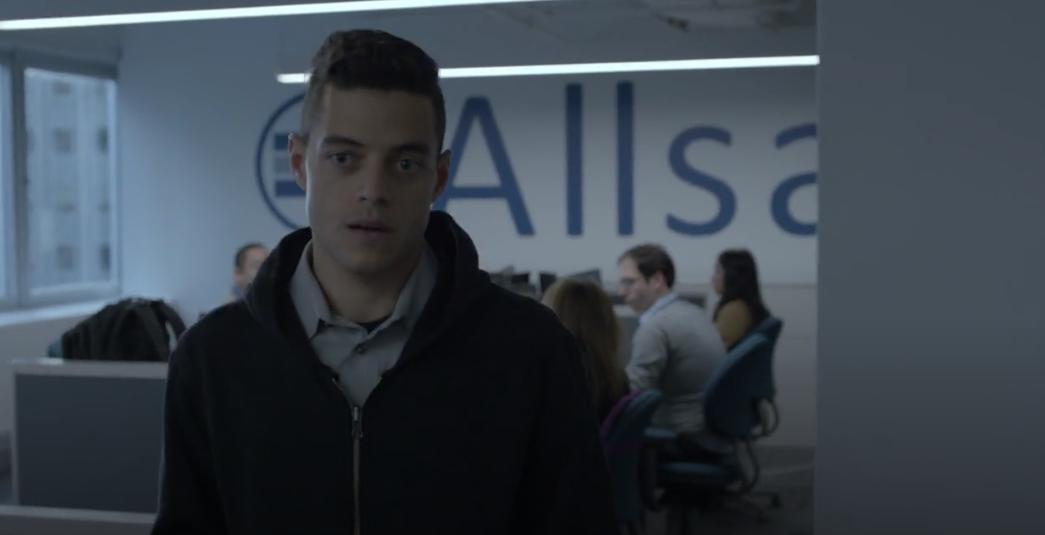 Фото - : 1045x535 / 26 Кб