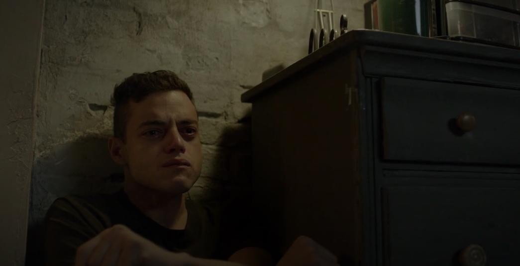 Фото - : 1045x535 / 26 Кб