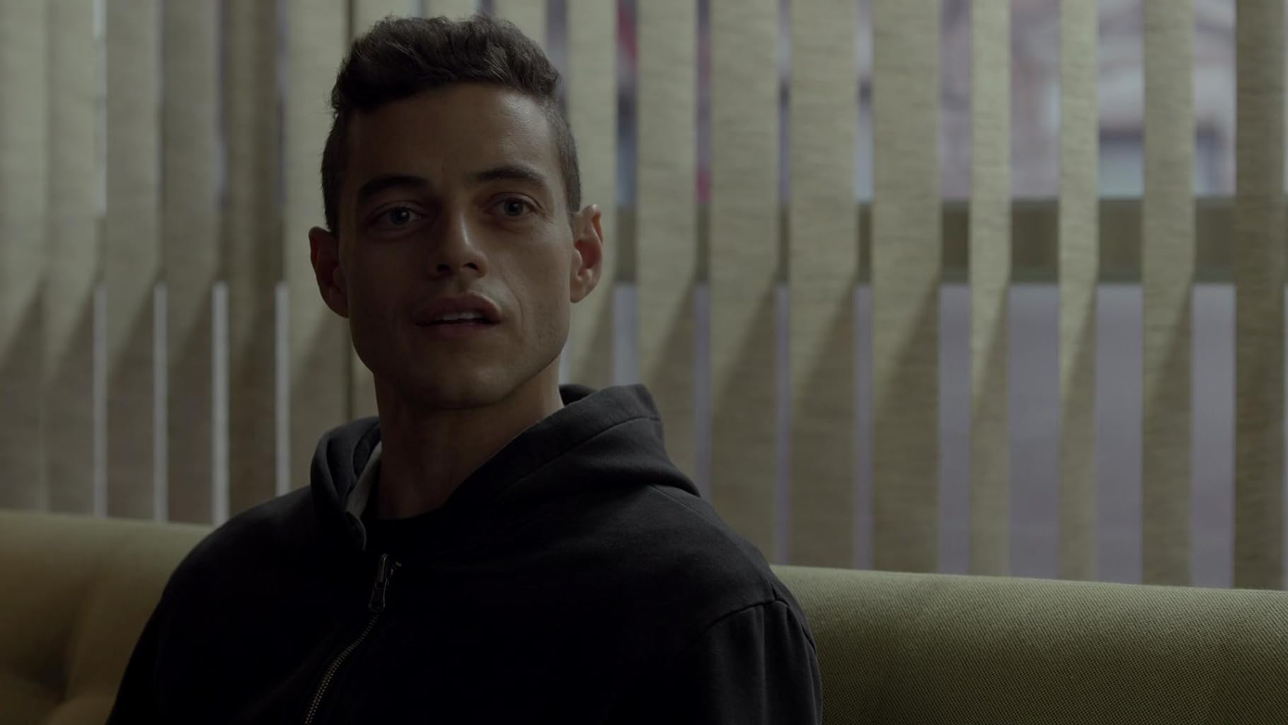 Фото - : 1820x1024 / 87 Кб