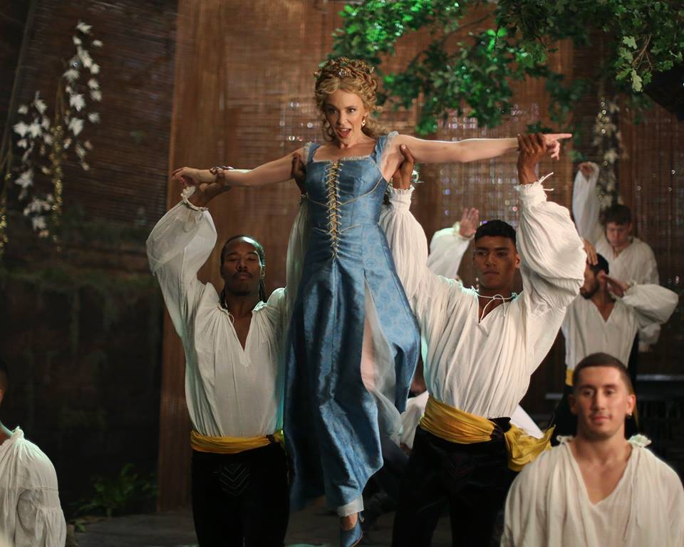 Фото - : 960x768 / 84 Кб