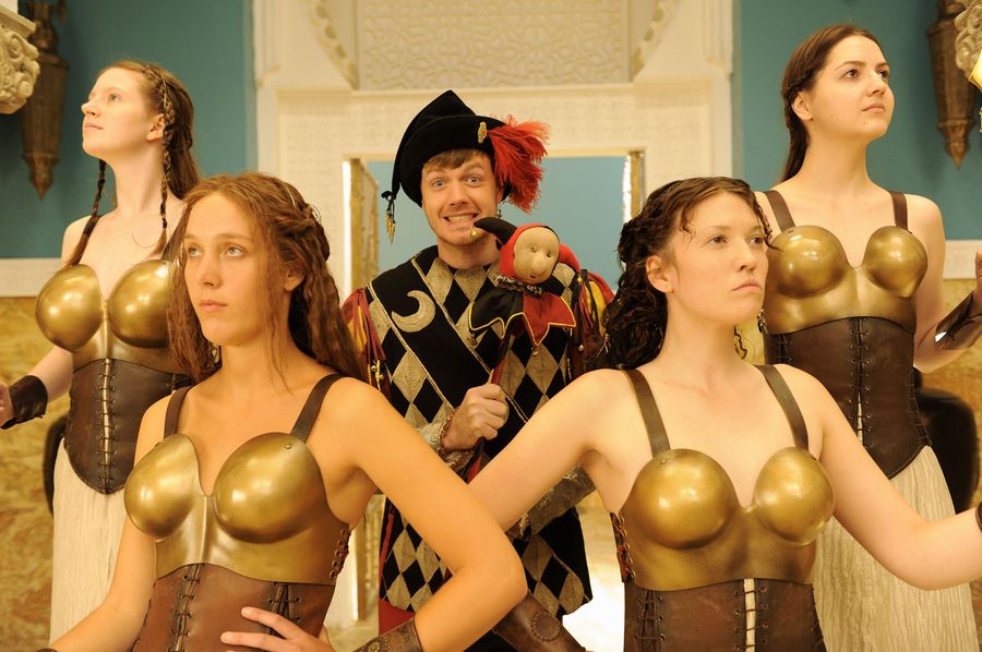 Фото - : 900x598 / 92 Кб