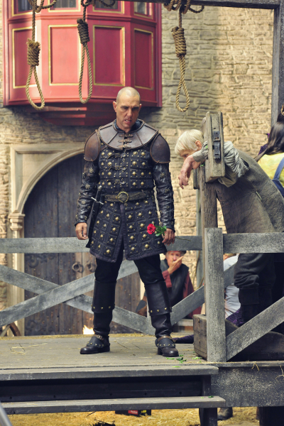 Фото - : 400x600 / 347 Кб