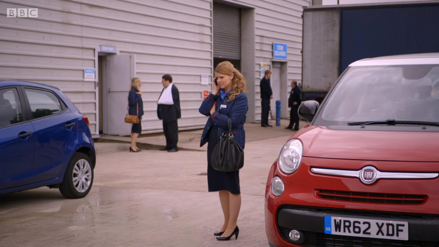 Фото - : 1820x1024 / 122 Кб