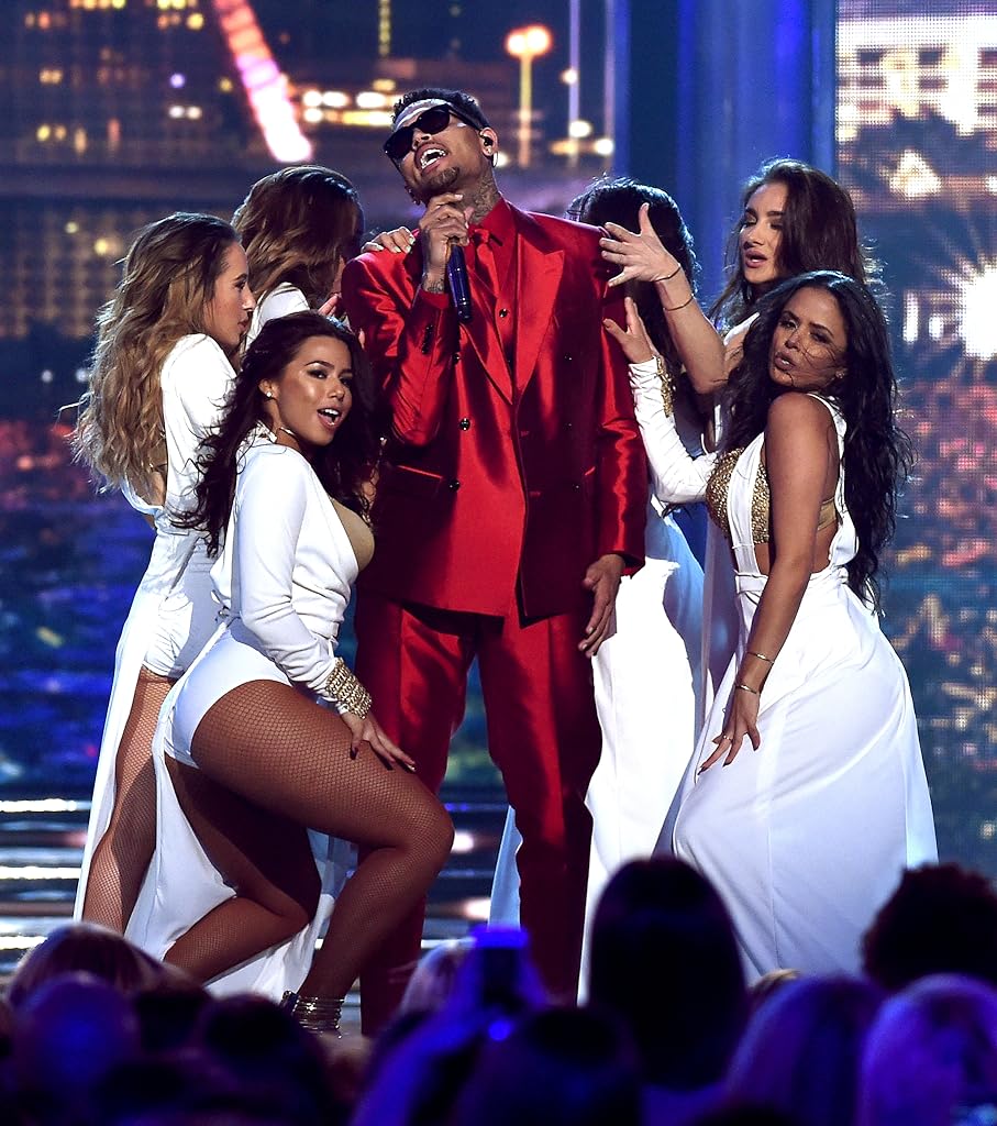 Фото - : 907x1024 / 141 Кб