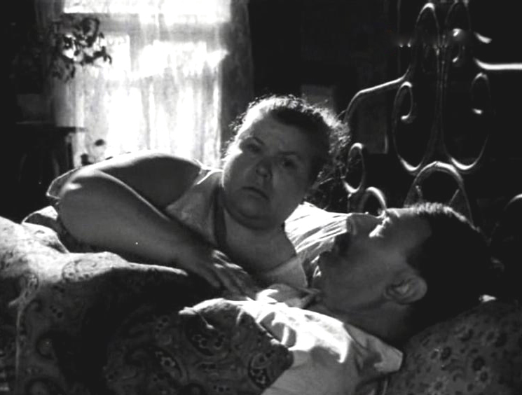 Фото - : 745x564 / 120 Кб