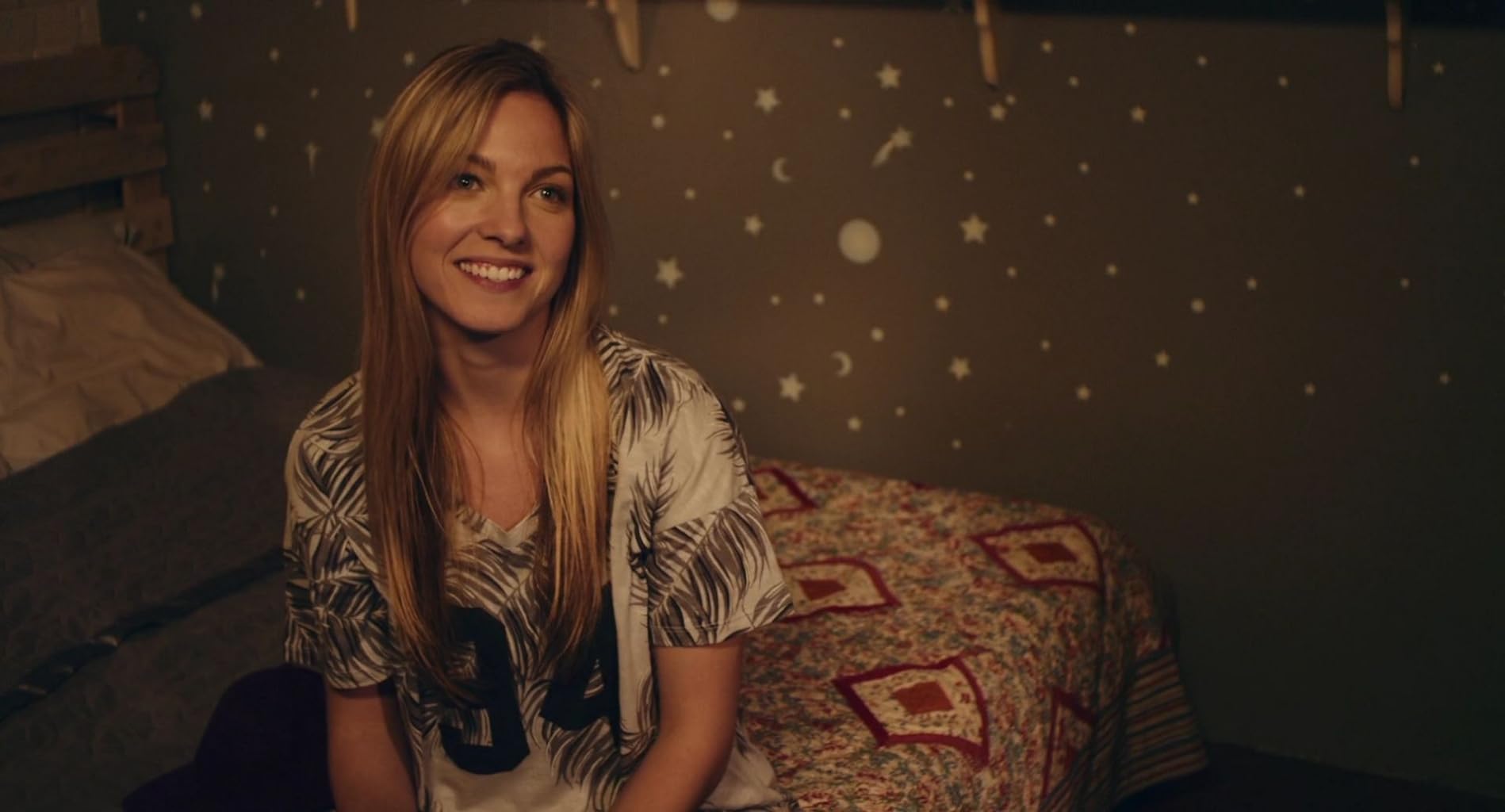 Фото - : 1898x1024 / 96 Кб