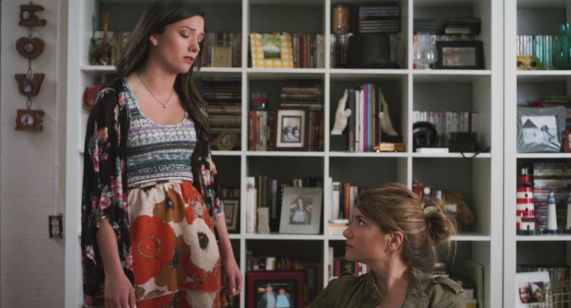 Фото - : 1898x1024 / 148 Кб