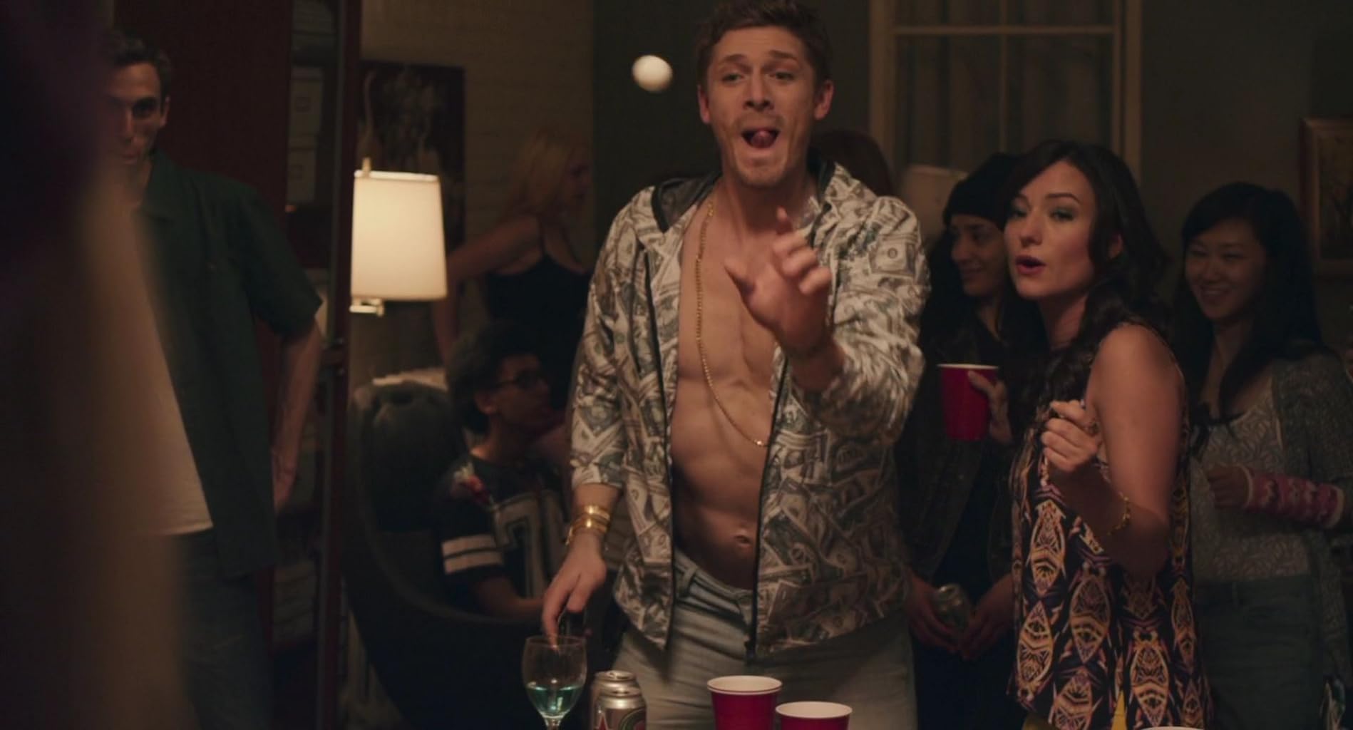 Фото - : 1898x1024 / 100 Кб