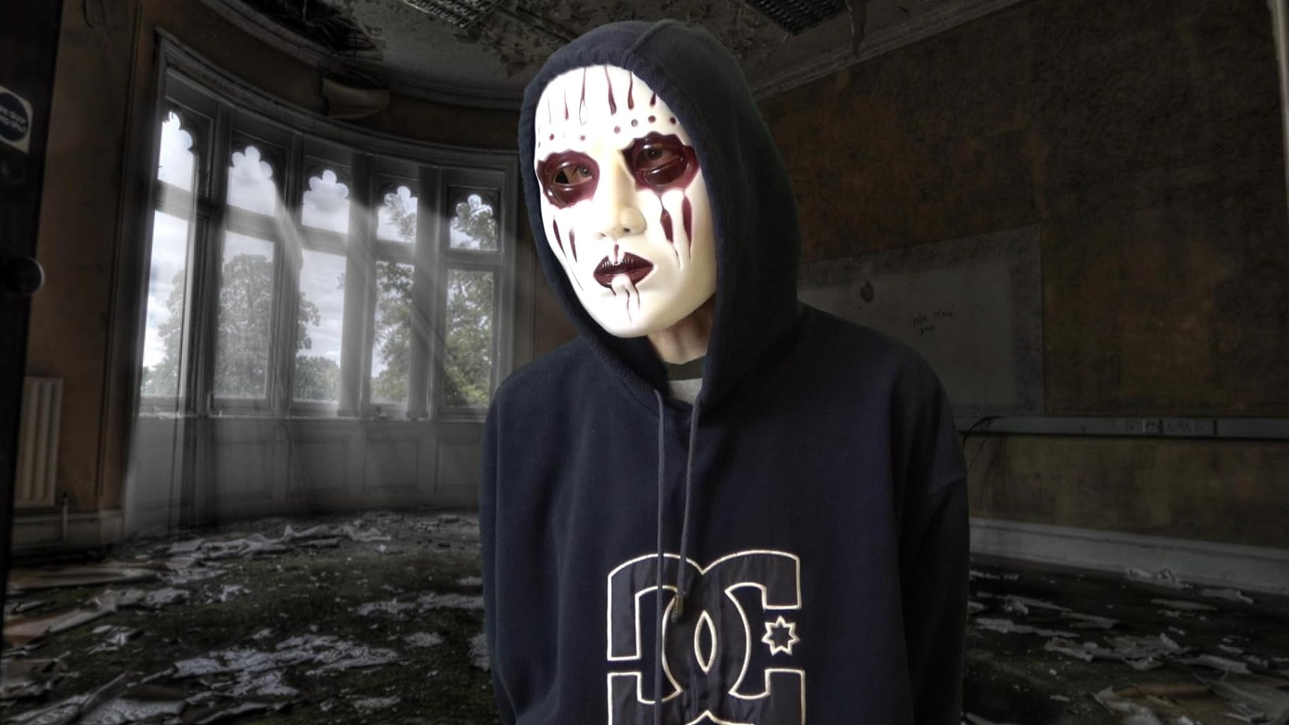 Фото - : 1820x1024 / 120 Кб