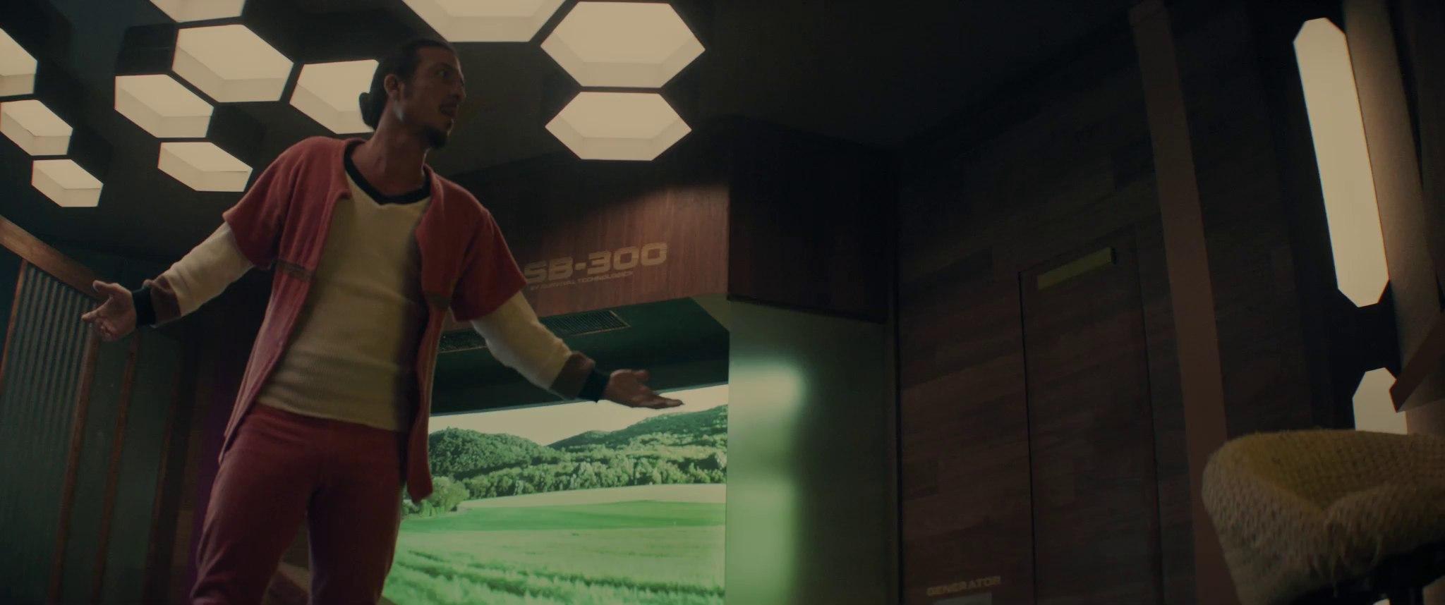 Фото - : 2048x858 / 95 Кб