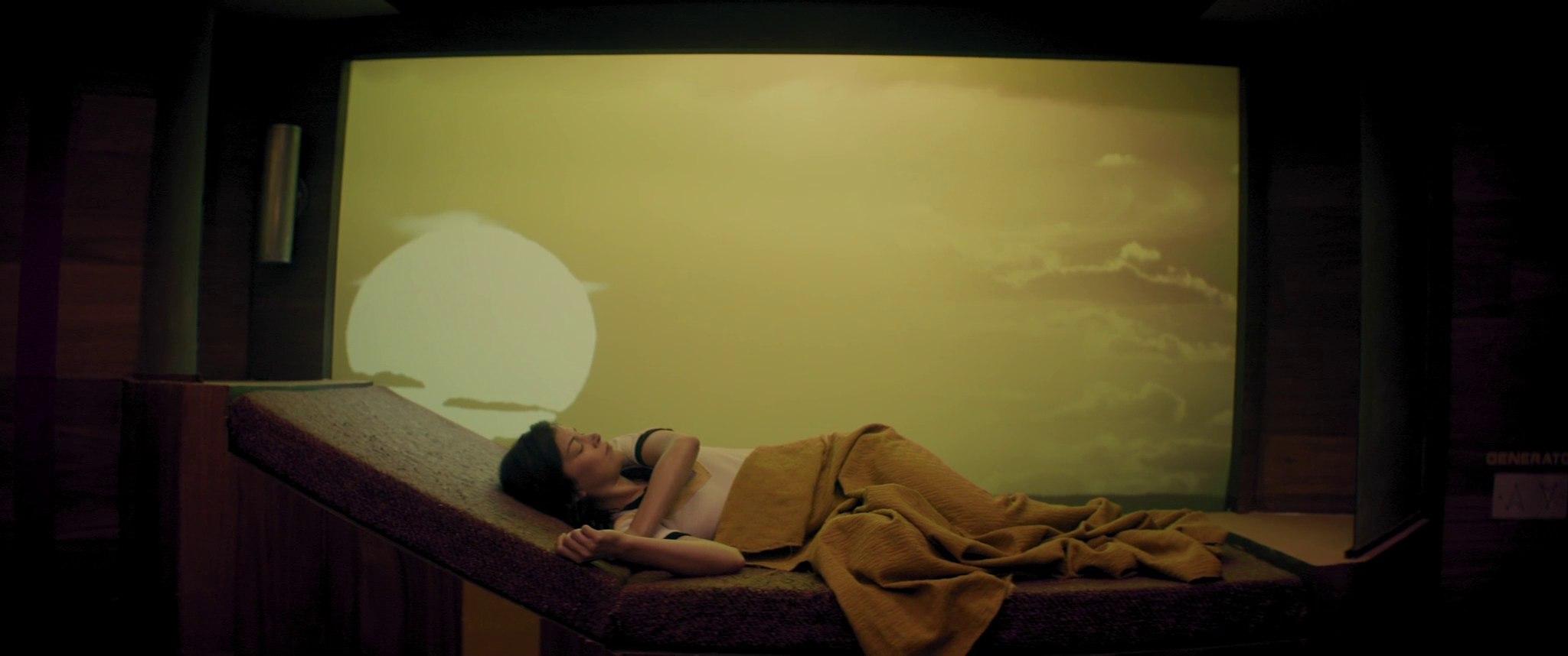 Фото - : 2048x858 / 84 Кб