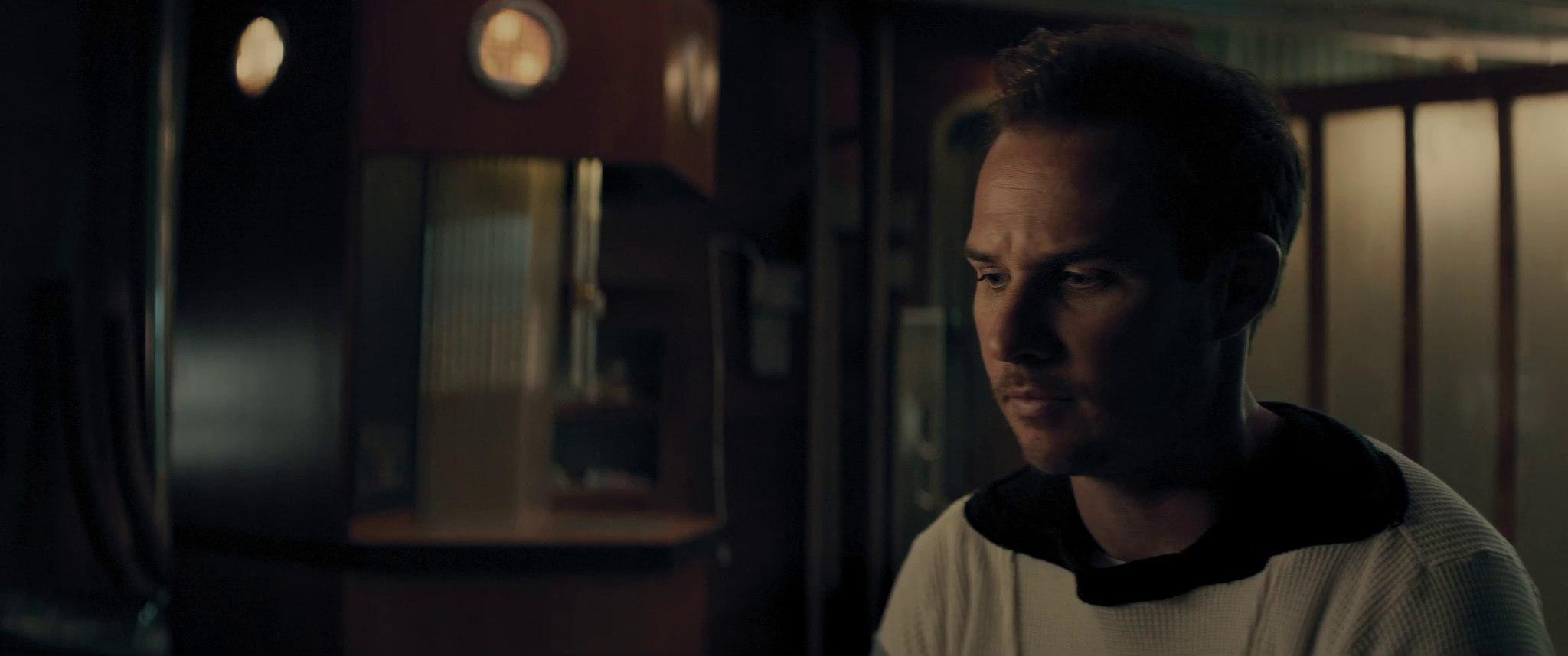 Фото - : 2048x858 / 88 Кб