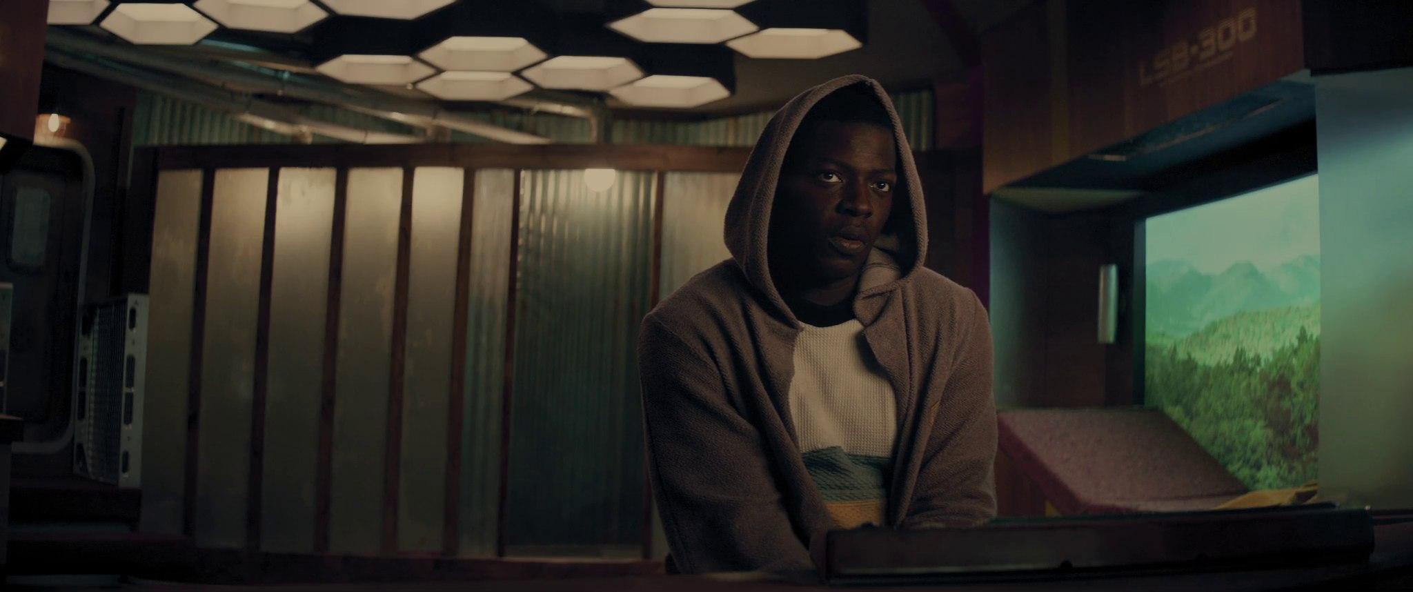 Фото - : 2048x858 / 118 Кб