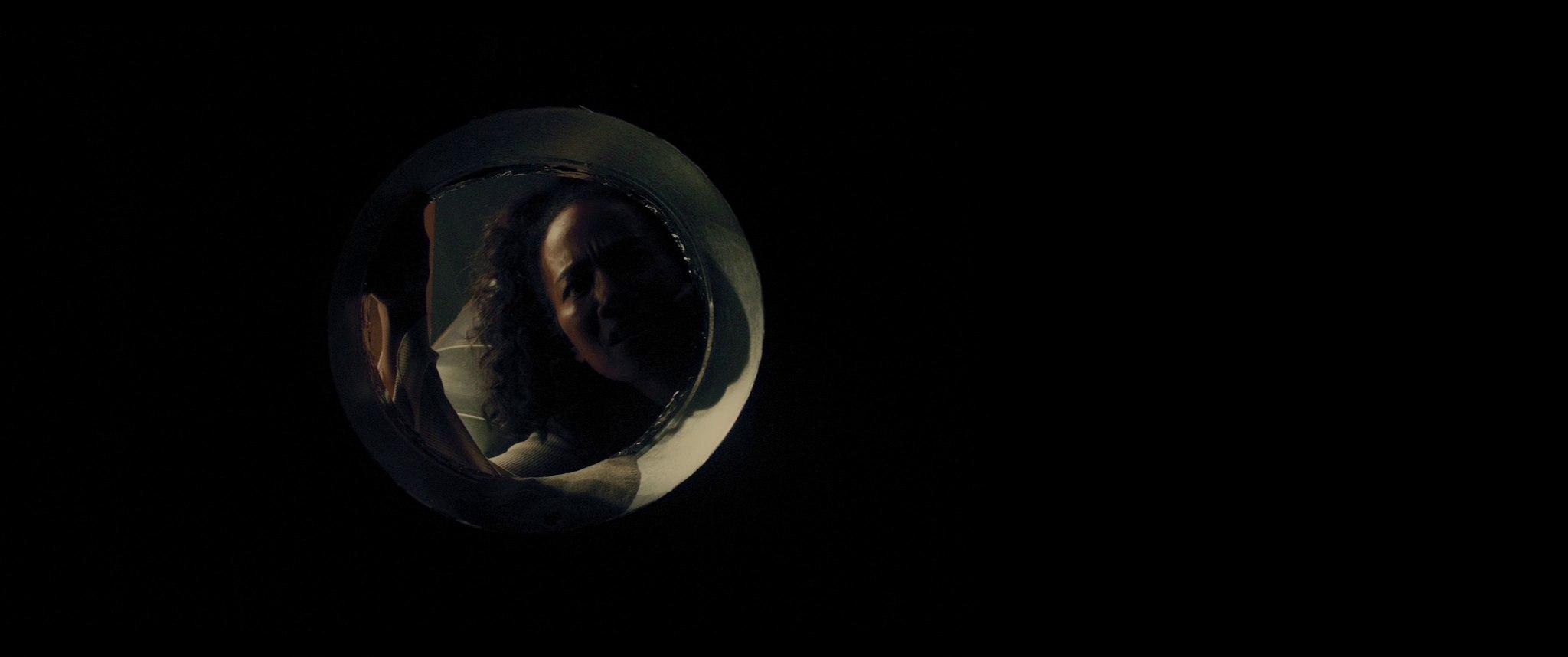 Фото - : 2048x858 / 39 Кб