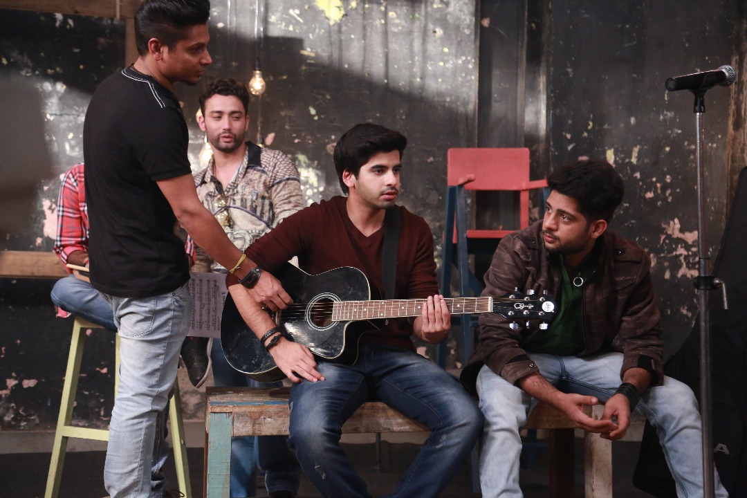 Фото - : 1080x720 / 192 Кб