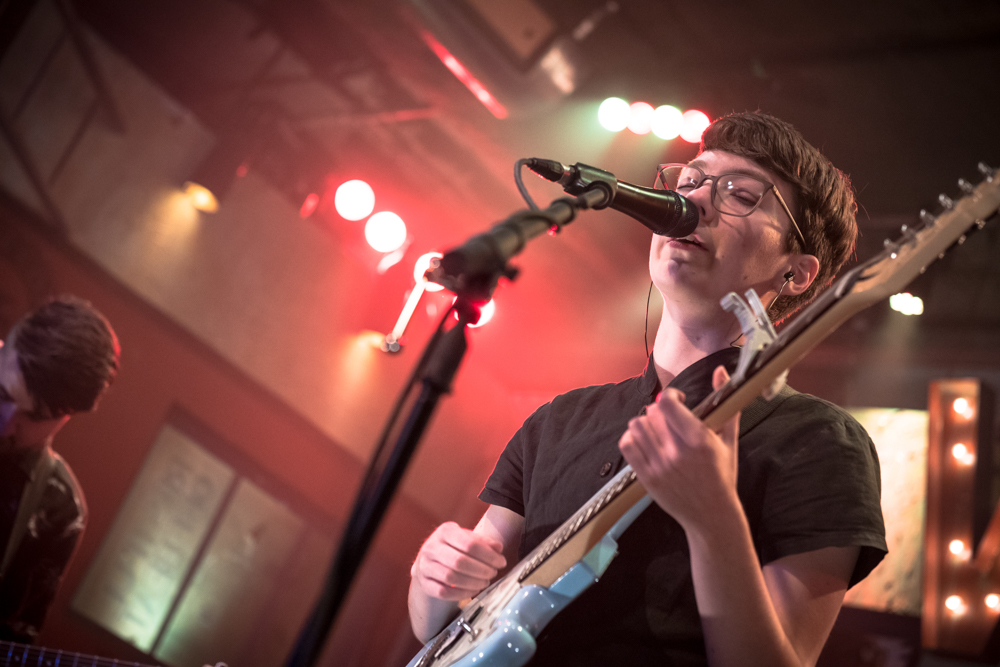 Фото - : 1000x667 / 346 Кб