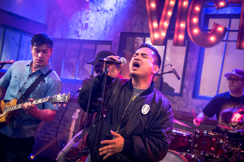 Фото - : 1000x667 / 470 Кб