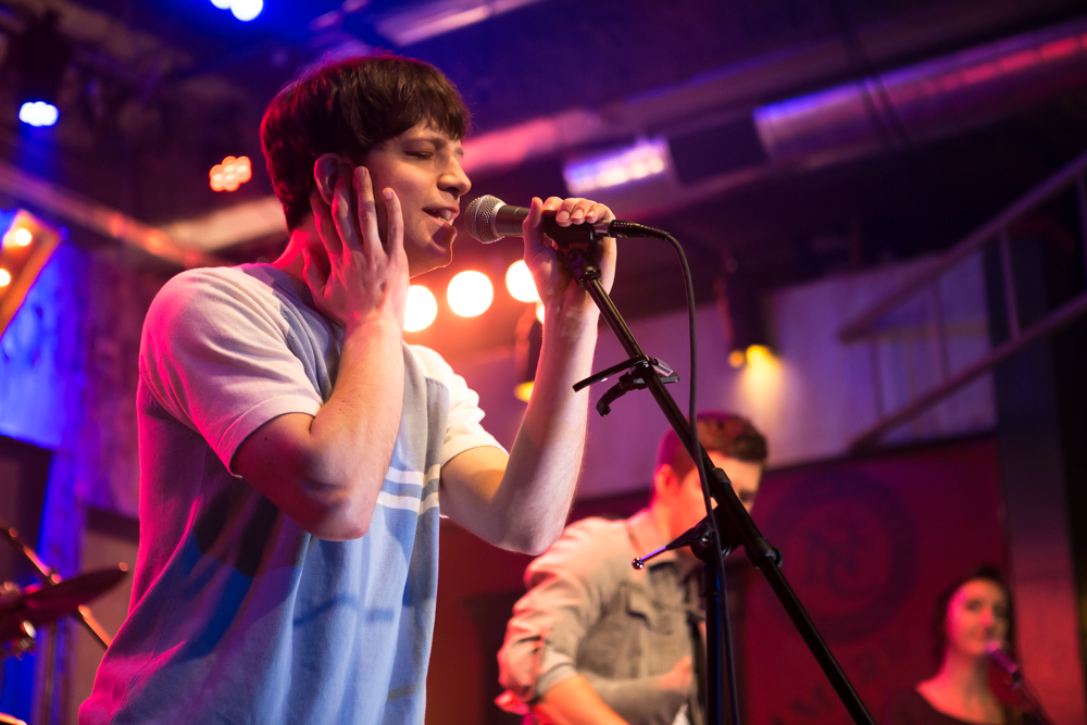 Фото - : 1000x667 / 383 Кб