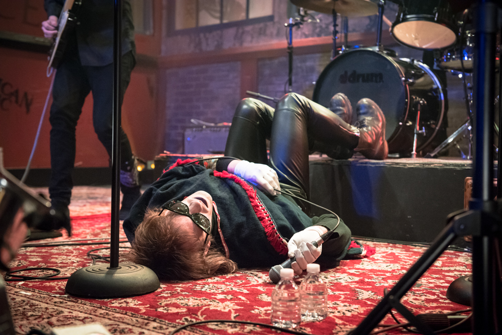 Фото - : 1000x667 / 513 Кб