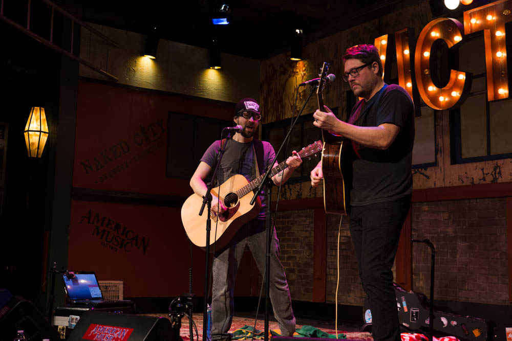 Фото - : 1000x667 / 85 Кб