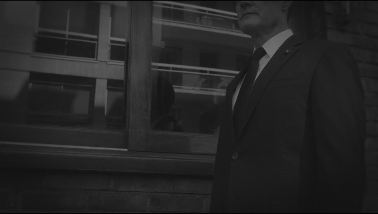 Фото - : 1280x724 / 33 Кб