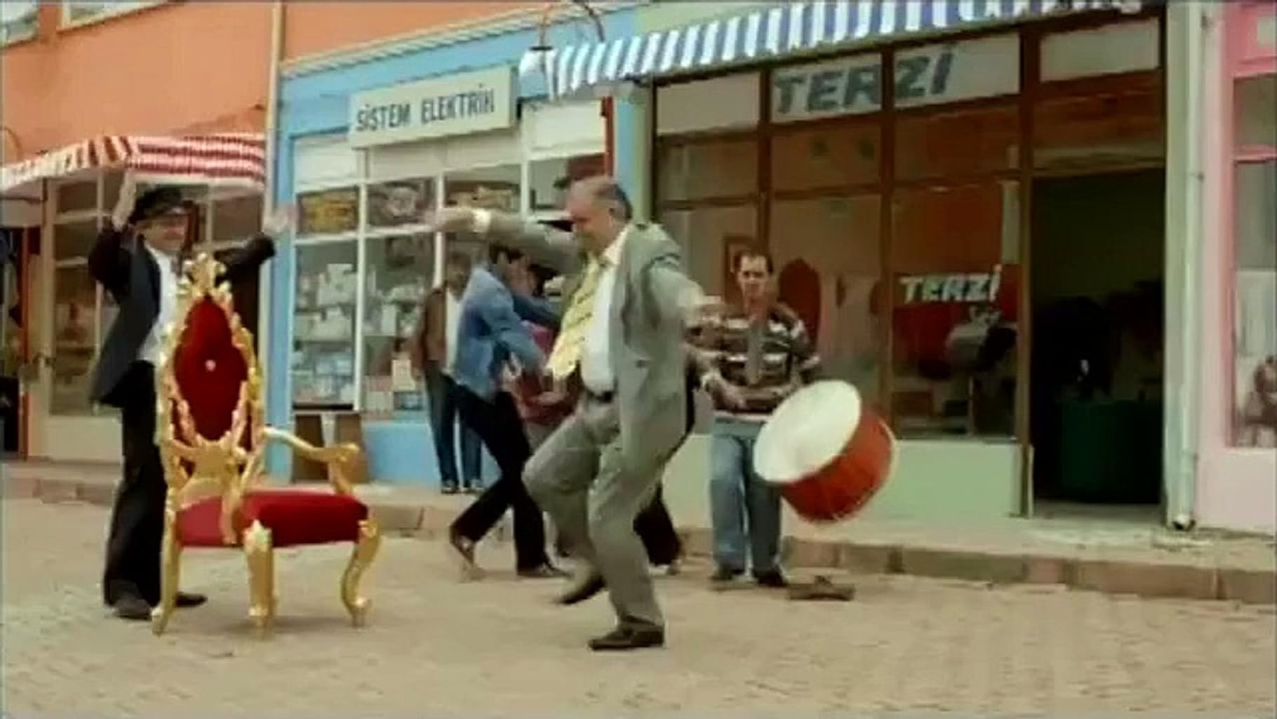 Фото - : 1820x1024 / 127 Кб