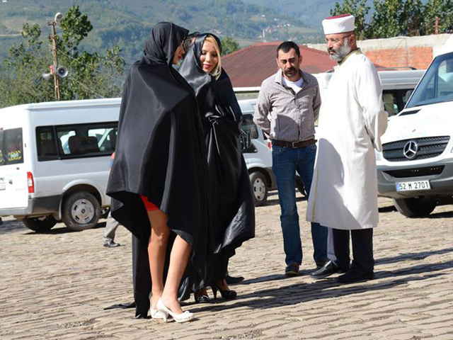 Фото - : 640x480 / 119 Кб