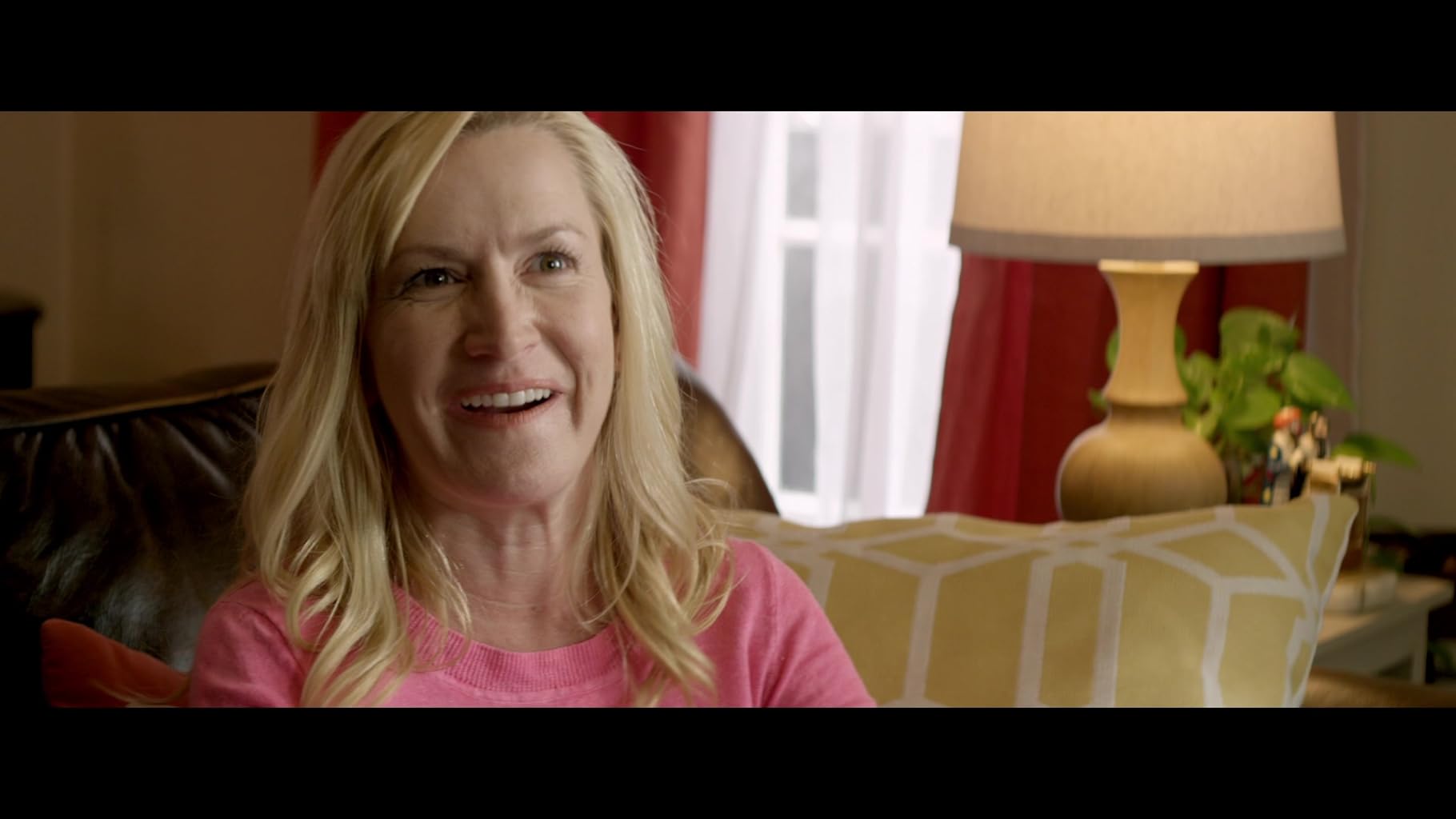 Фото - : 1820x1024 / 85 Кб