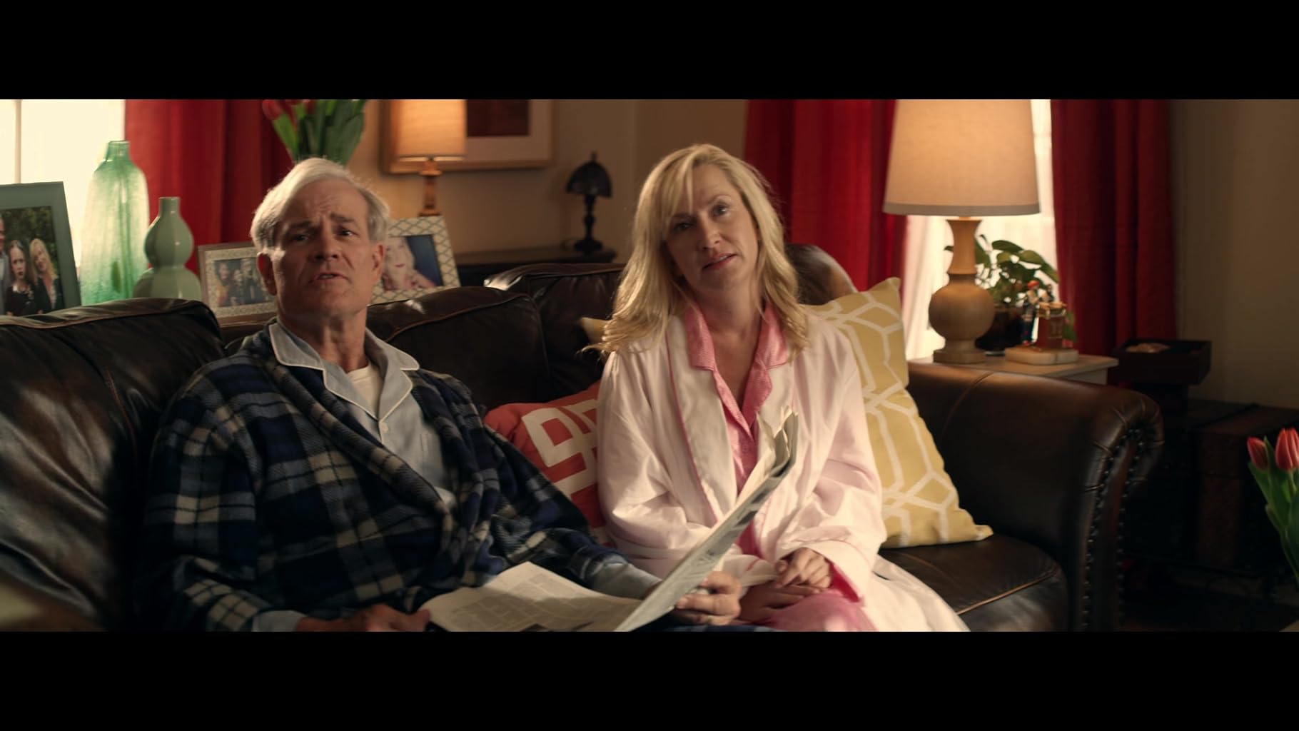 Фото - : 1820x1024 / 106 Кб