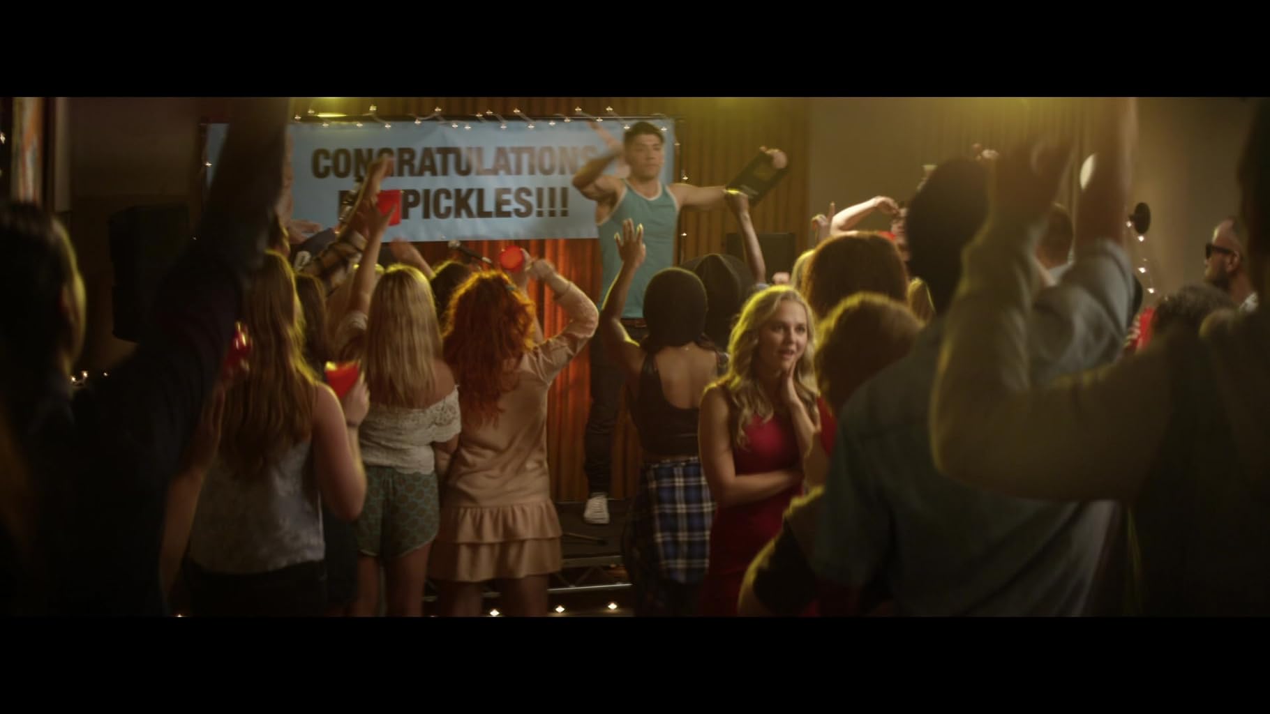 Фото - : 1820x1024 / 80 Кб