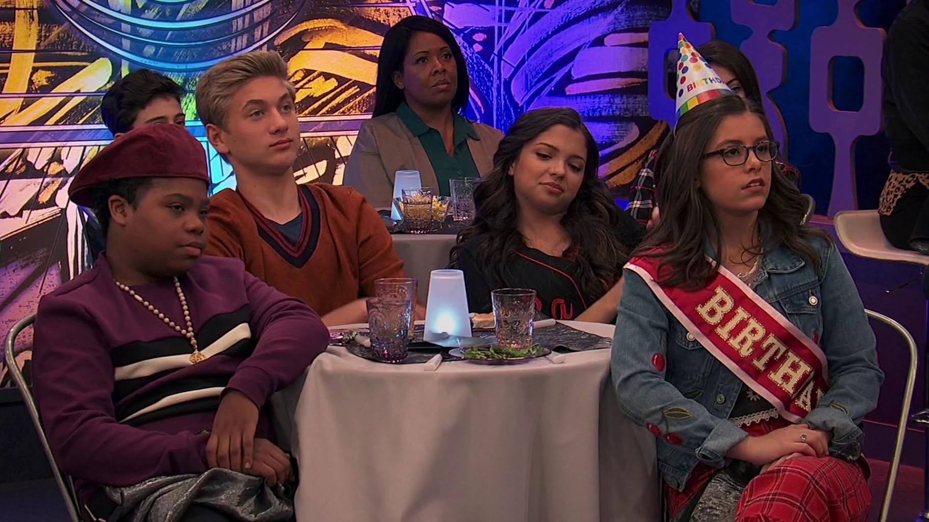 Фото - : 1823x1024 / 206 Кб