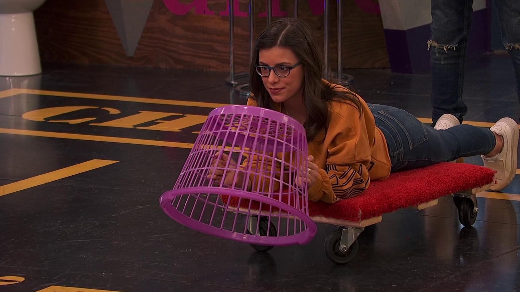 Фото - : 1823x1024 / 141 Кб