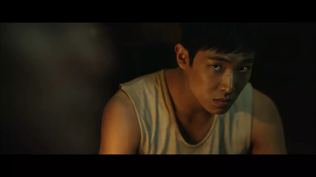 Фото - : 1080x607 / 54 Кб