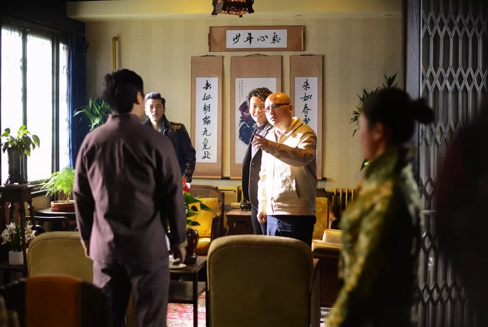 Фото - : 1000x671 / 176 Кб