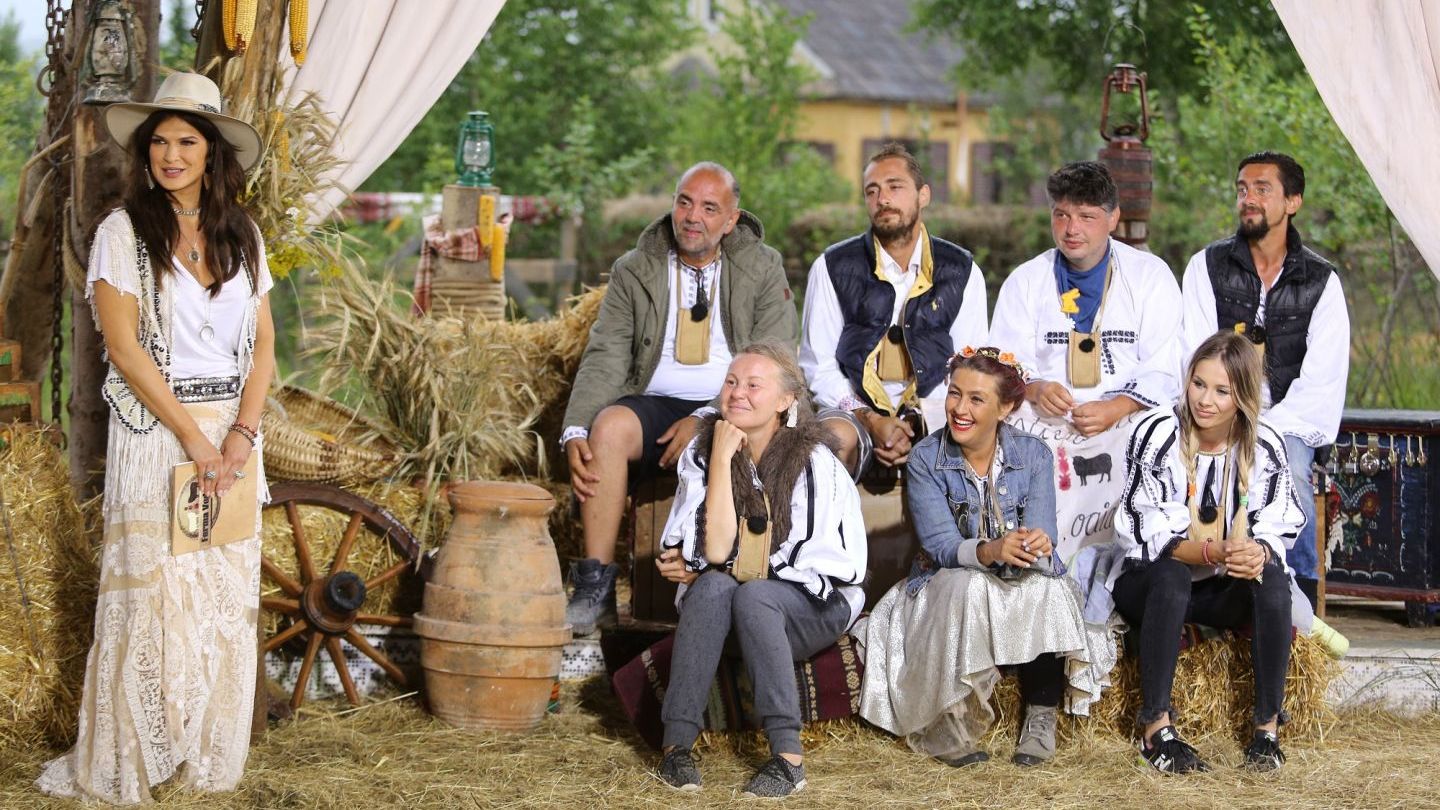 Фото - : 1440x810 / 261 Кб