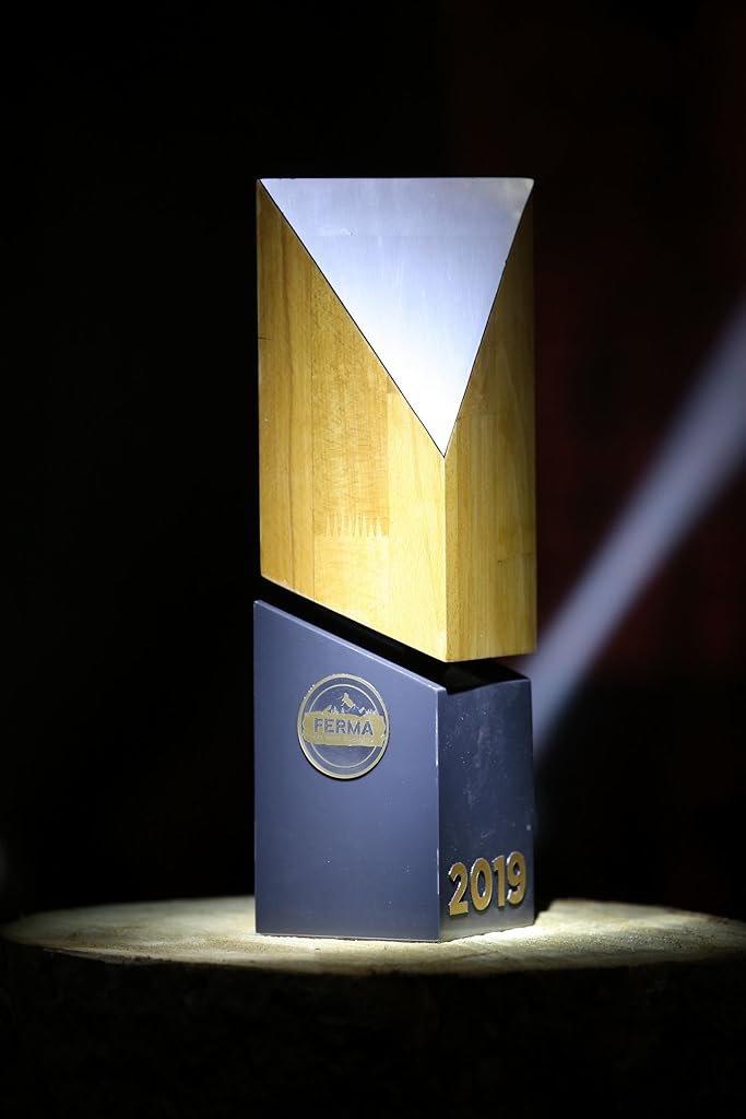 Фото - : 683x1024 / 35 Кб