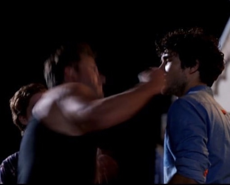 Фото - : 750x603 / 50 Кб