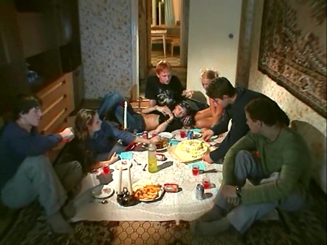 Фото - : 640x480 / 183 Кб