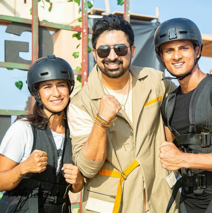 Фото - : 715x718 / 147 Кб