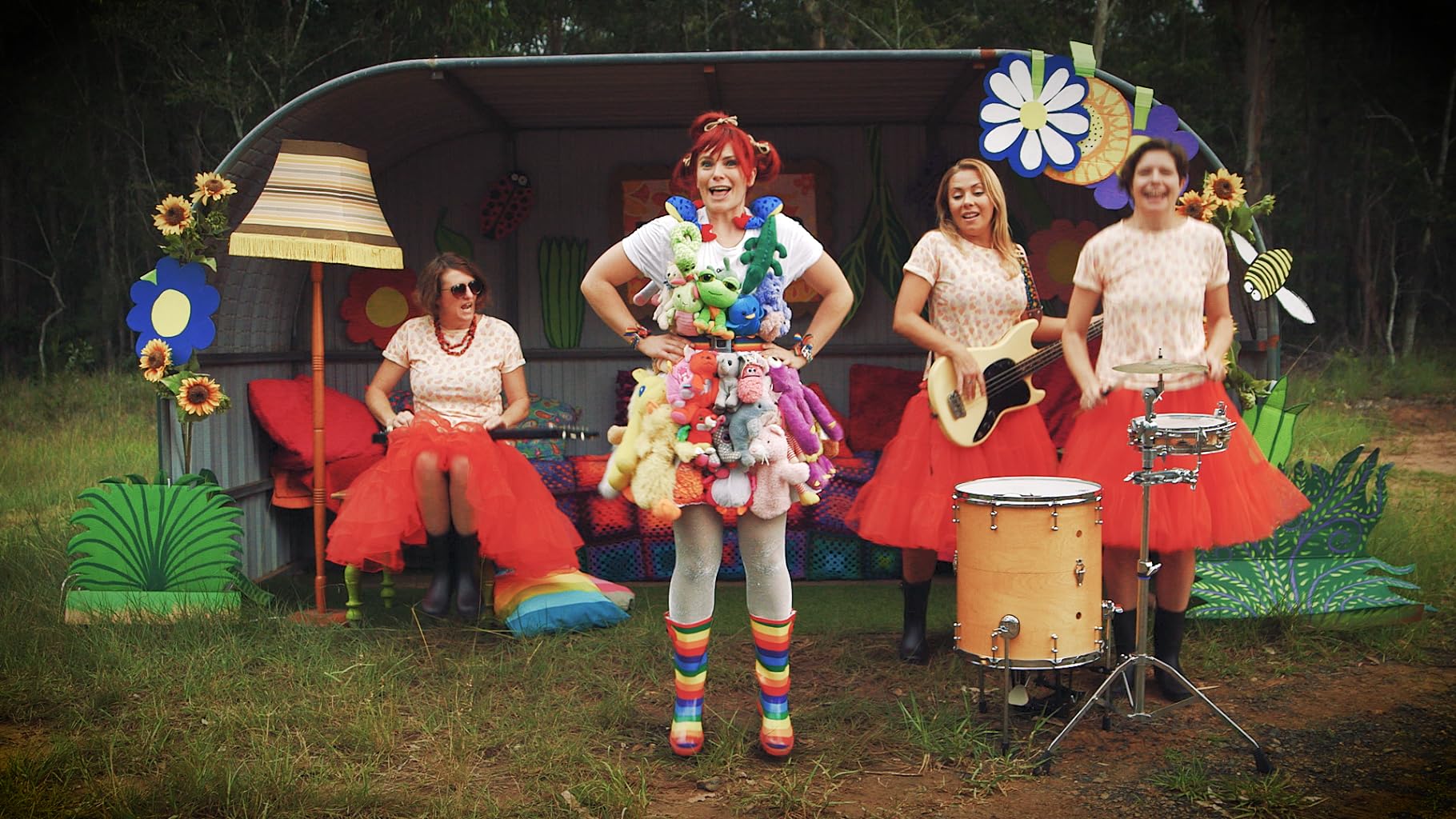 Фото - : 1820x1024 / 274 Кб