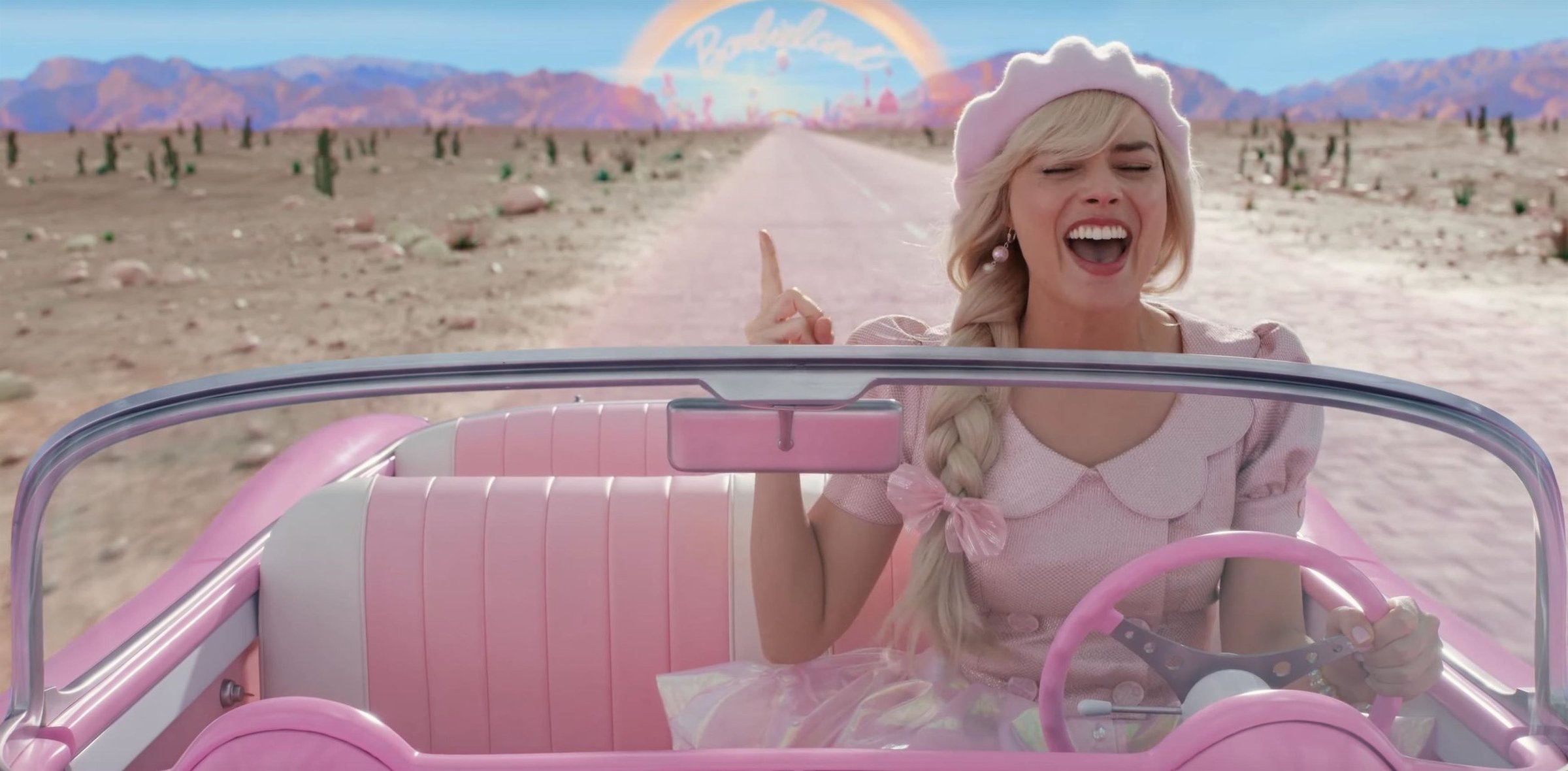 Фото - Барби: 2400x1180 / 252.44 Кб