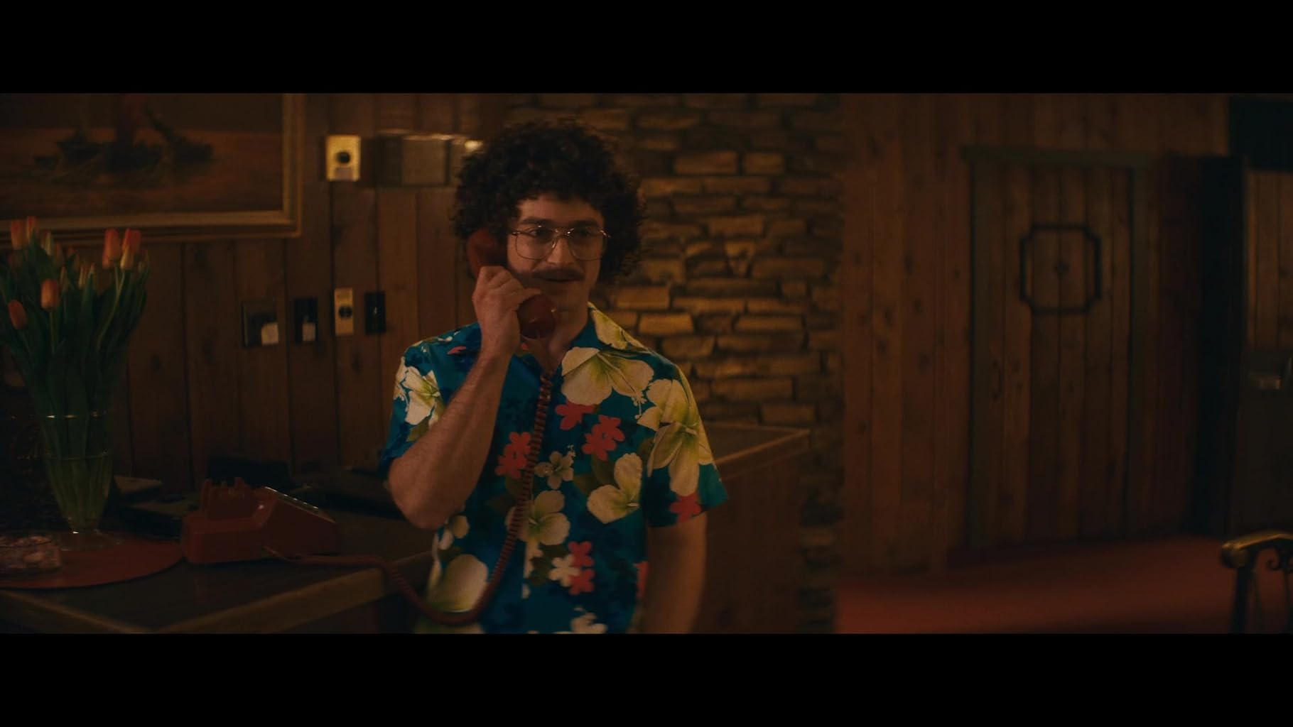 Фото - Странный Эл: 1820x1024 / 71 Кб